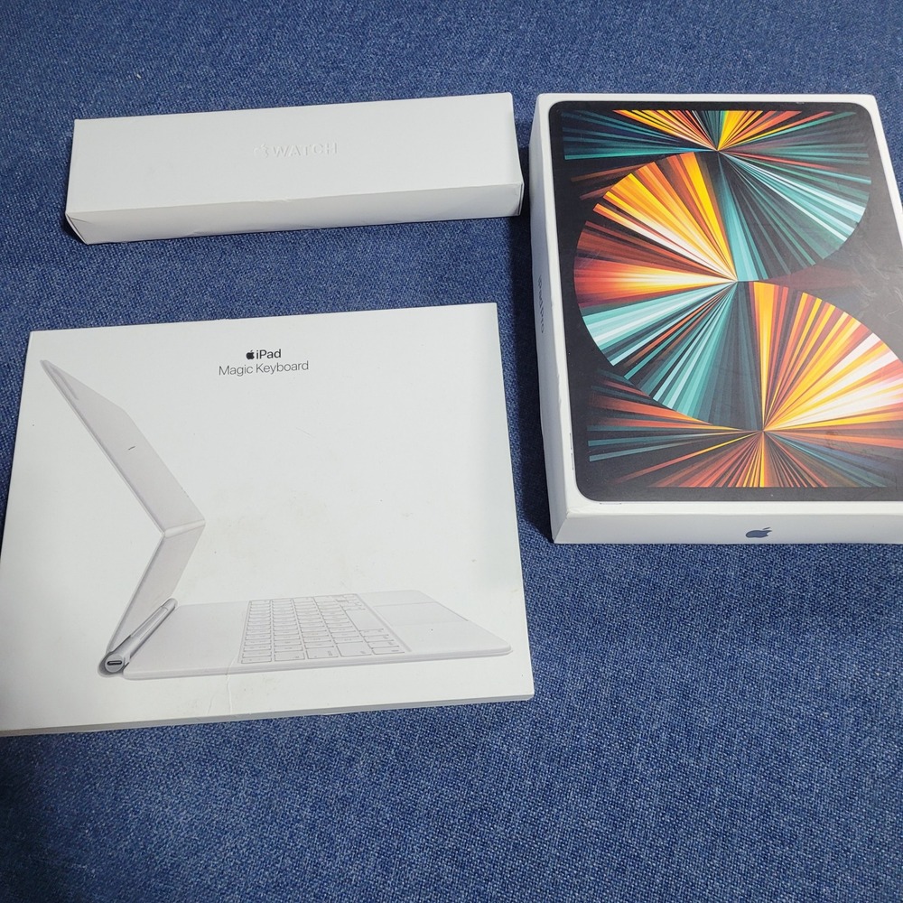 Empty boxes**Apple iPad Pro 12.9 inch Magic Keyboard Apple Watch Series 6 Bundle
